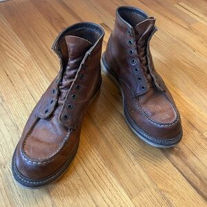 Used Red Wing boots in great condition - Classic Mock style